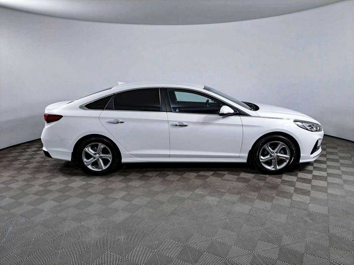 Hyundai Sonata 2018 года с пробегом. Фото: #3
