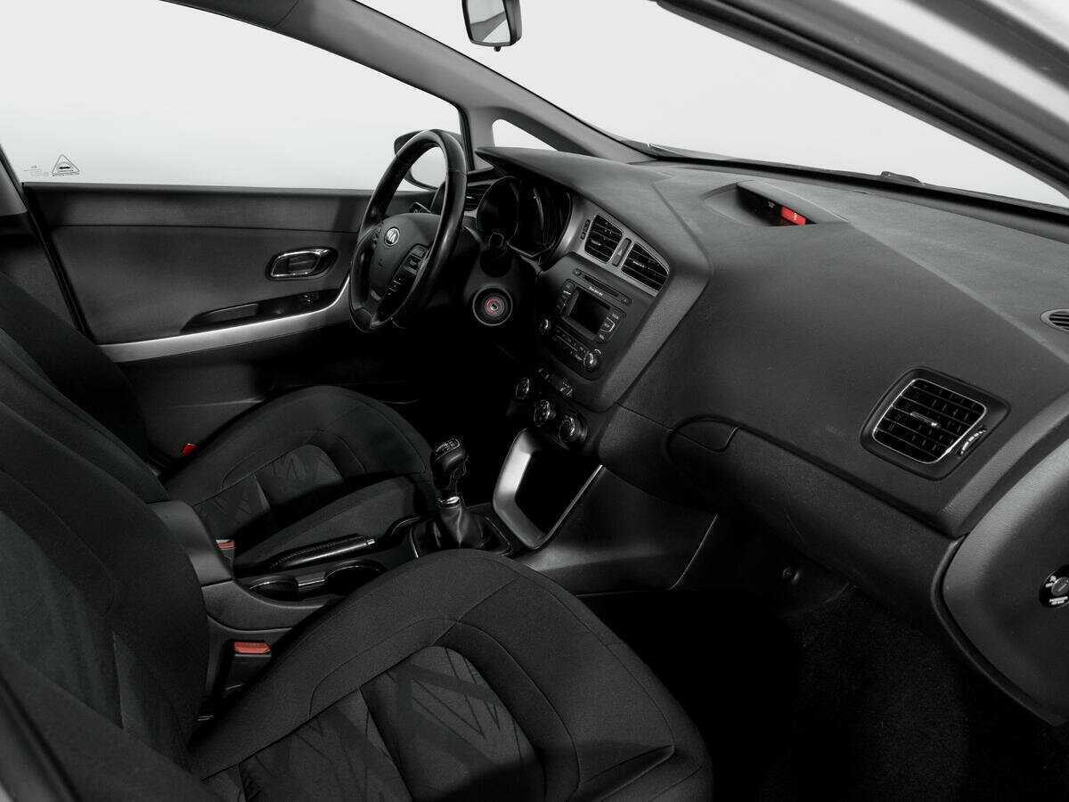 Kia Ceed 2015 года с пробегом. Фото: #8
