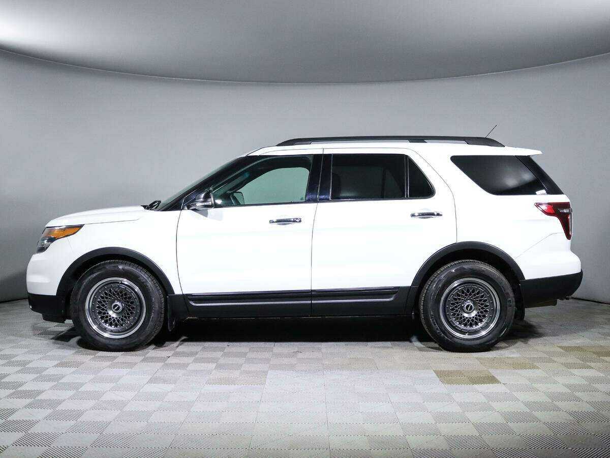 Ford Explorer 2015 года с пробегом. Фото: #7