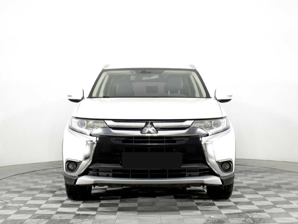 Mitsubishi Outlander 2017 года с пробегом. Фото: #1