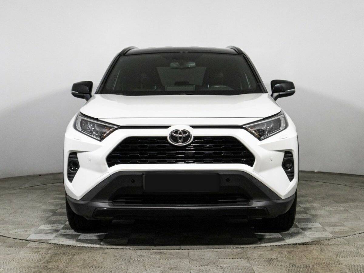 Toyota RAV4 2020 года с пробегом. Фото: #1