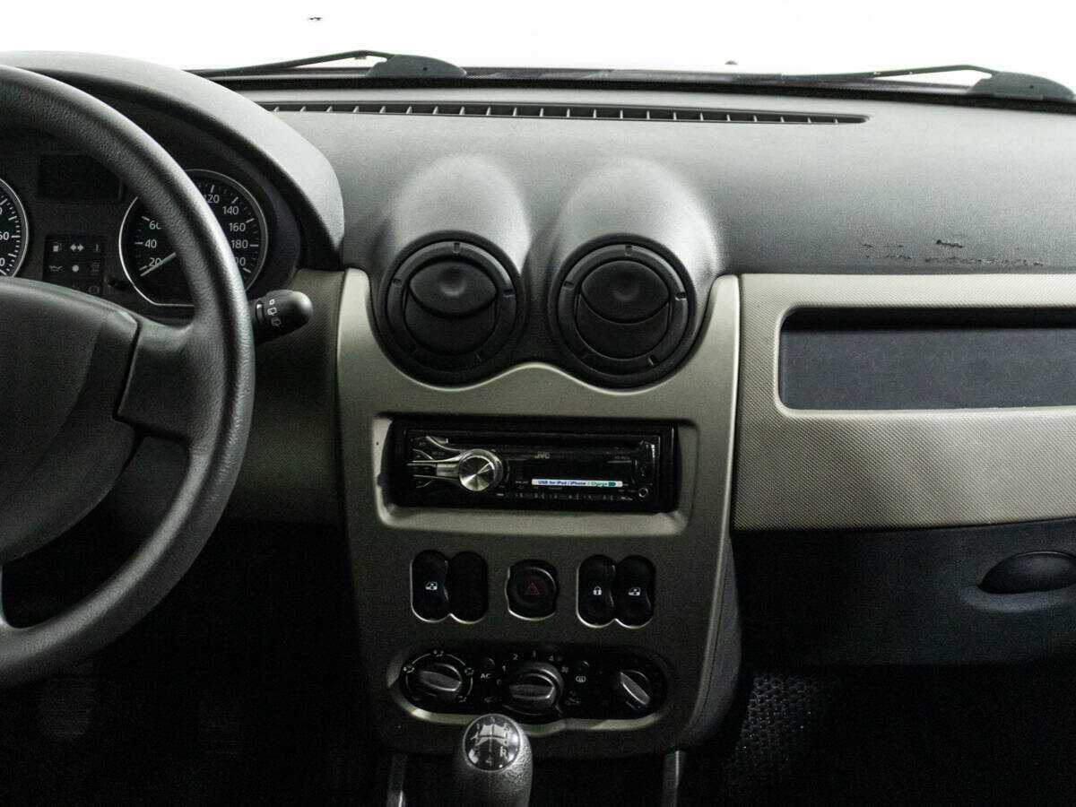 Renault Sandero 2012 года с пробегом. Фото: #13