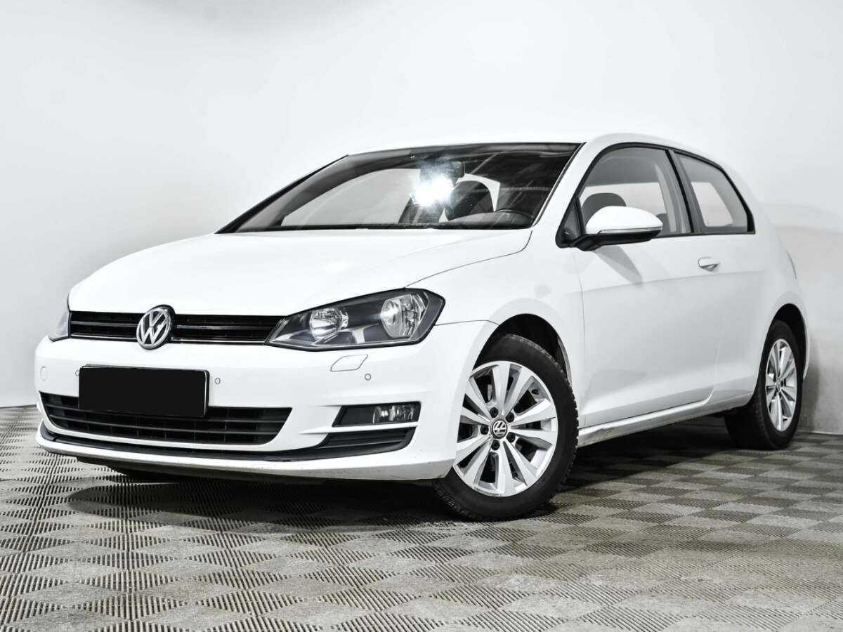 Volkswagen Golf 2013 года с пробегом. Посмотреть фото