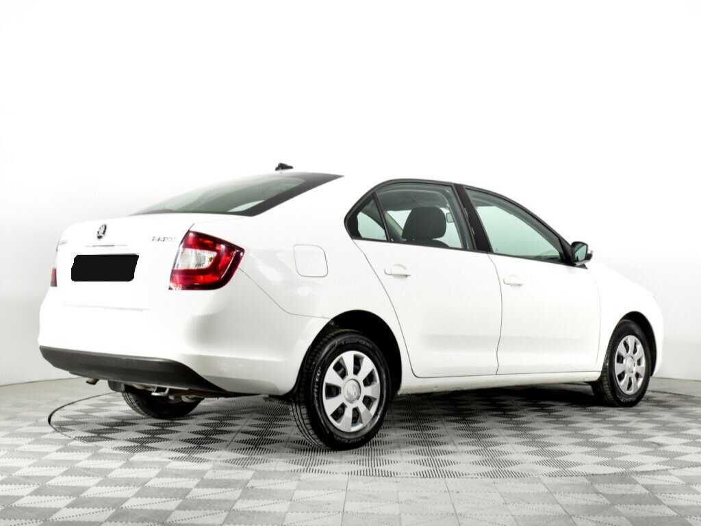 Skoda Rapid 2018 года с пробегом. Фото: #4