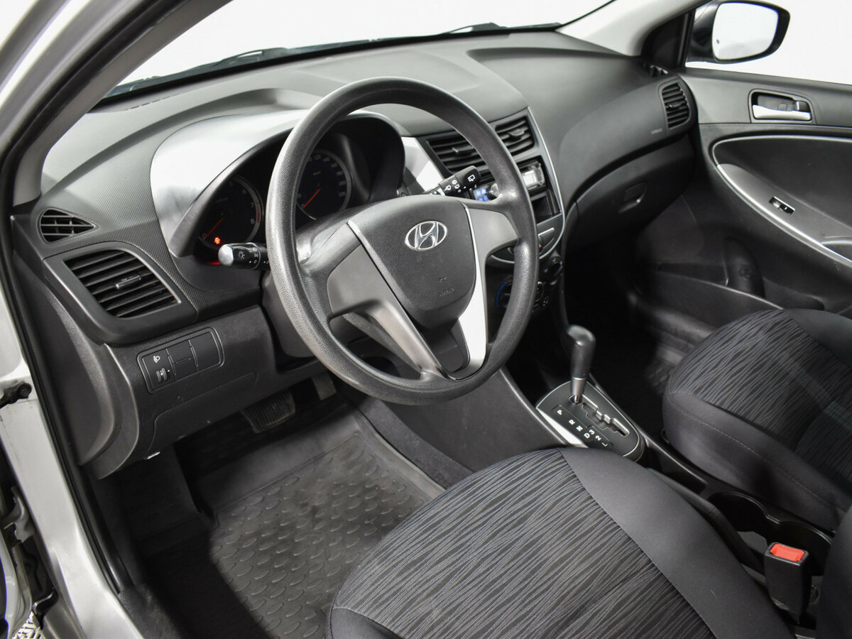 Hyundai Solaris 2015 года с пробегом. Фото: #8