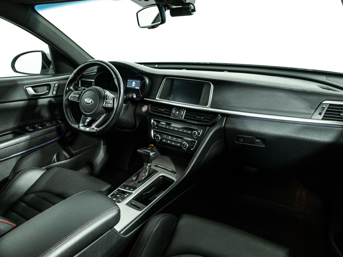 Kia Optima 2018 года с пробегом. Фото: #8