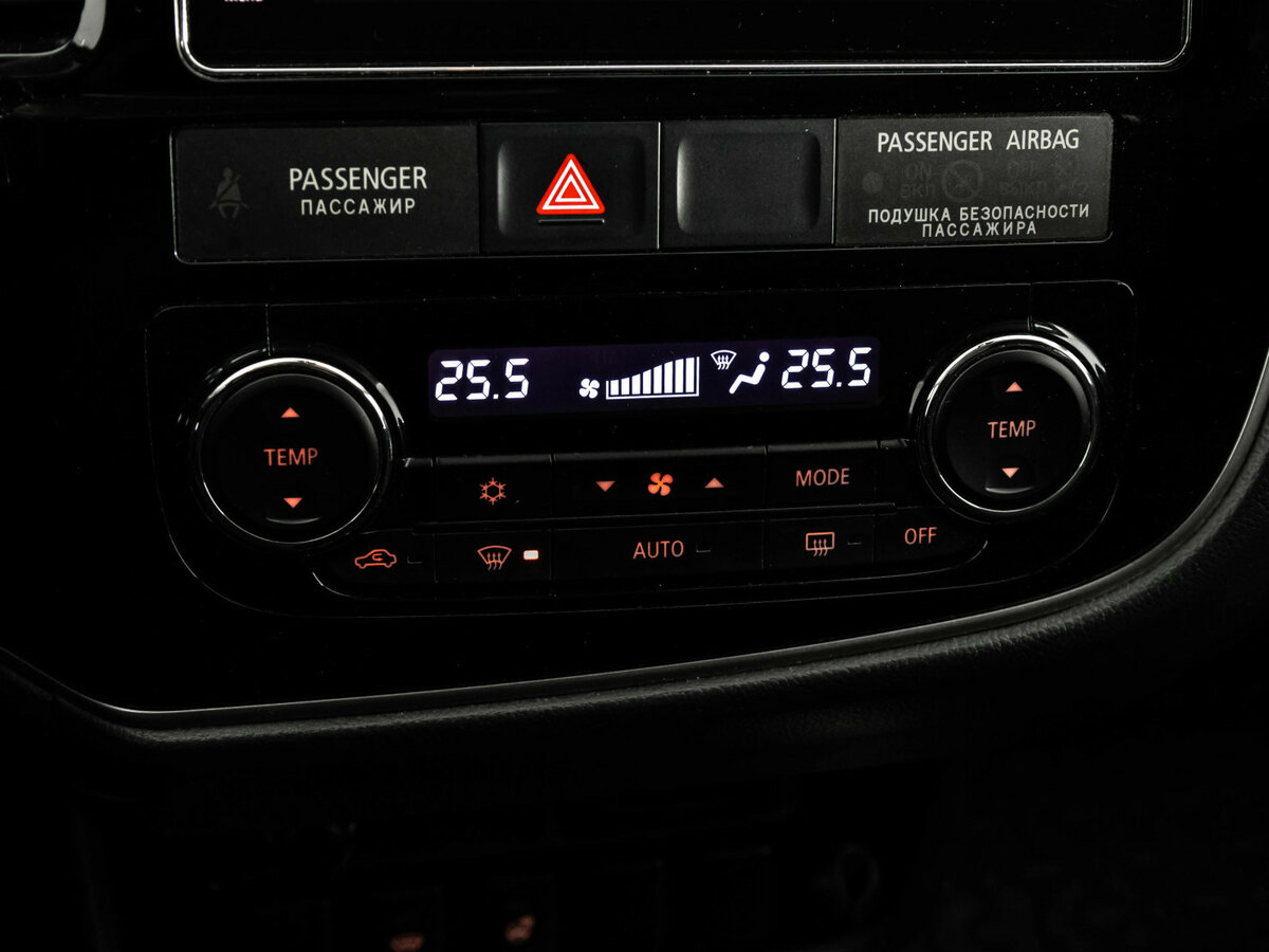 Mitsubishi Outlander 2018 года с пробегом. Фото: #11