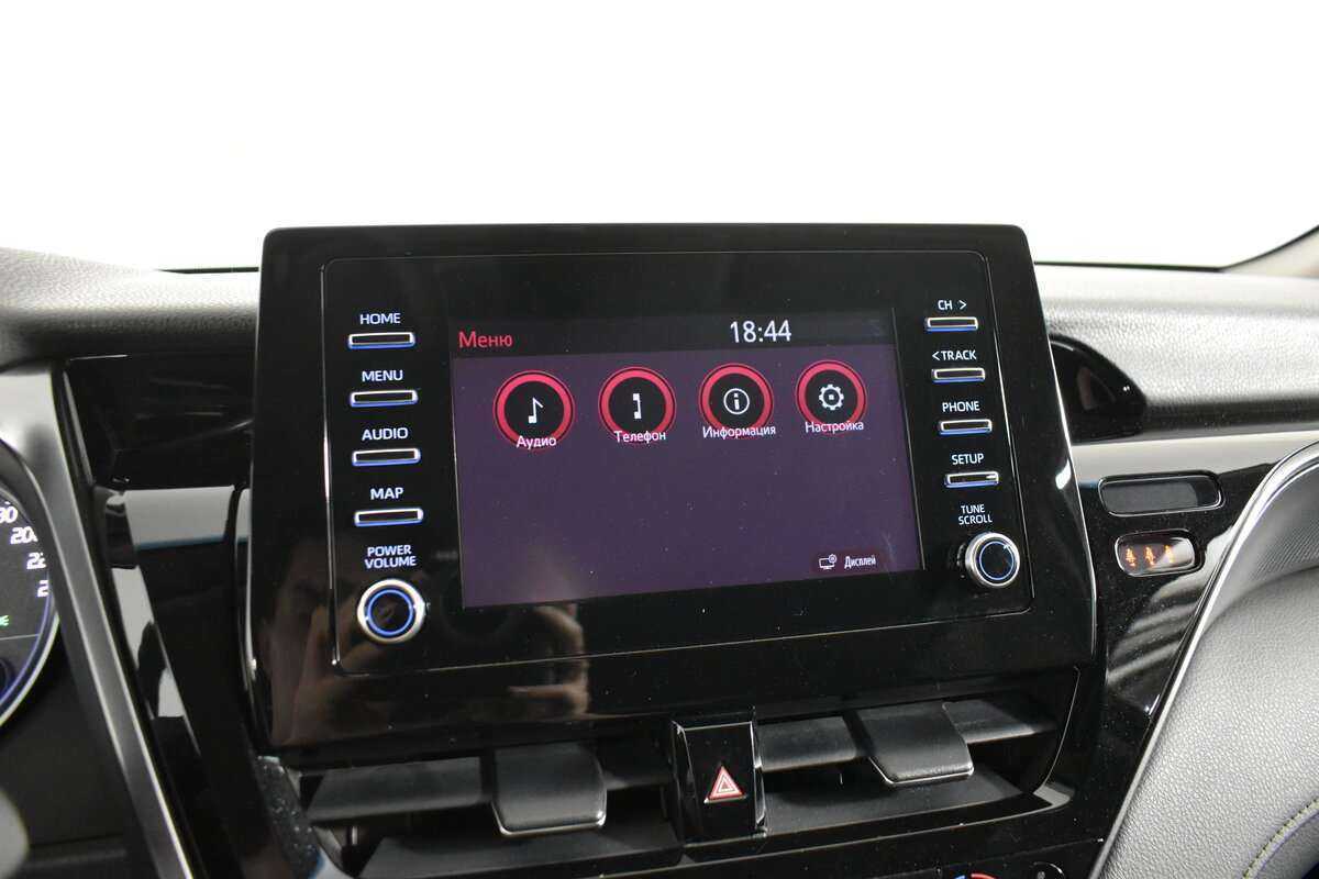 Toyota Camry 2021 года с пробегом. Фото: #18