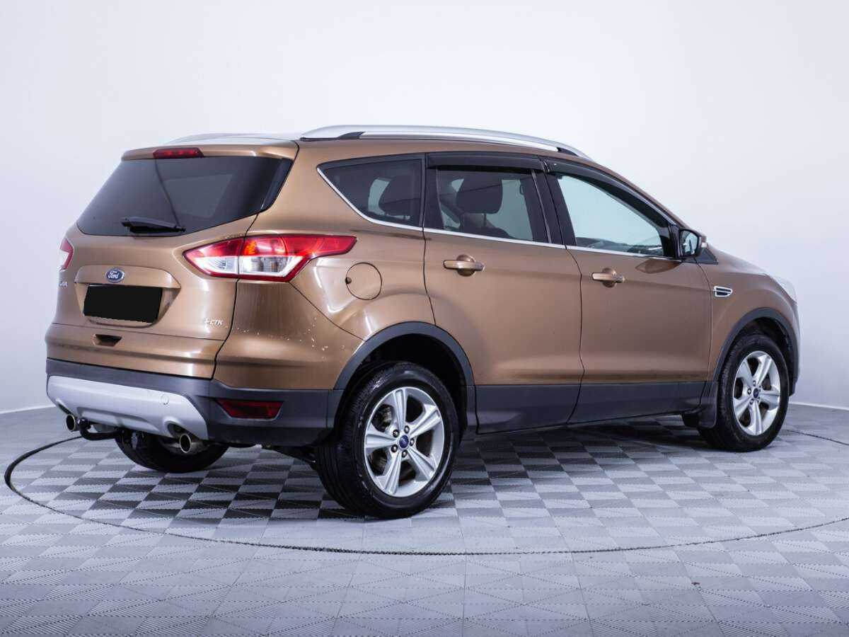 Ford Kuga 2013 года с пробегом. Фото: #4