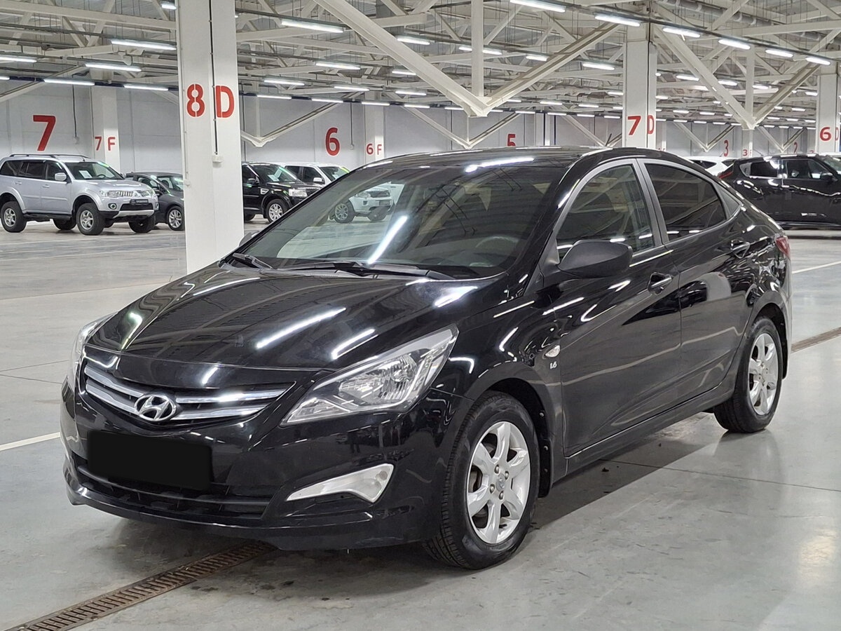 Hyundai Solaris 2015 года с пробегом. Посмотреть фото