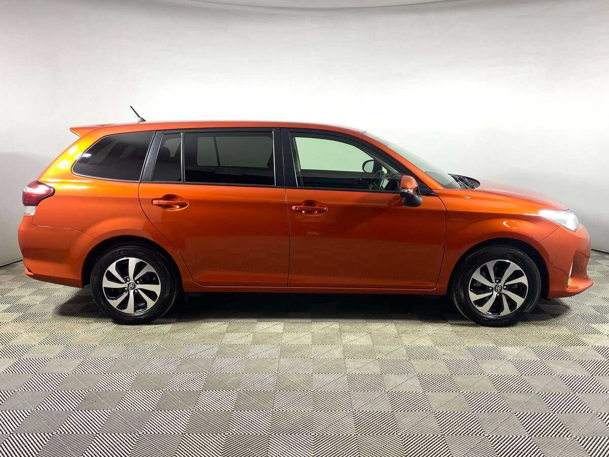 Toyota Corolla 2019 года с пробегом. Фото: #3