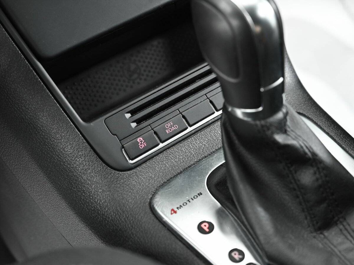 Volkswagen Tiguan 2012 года с пробегом. Фото: #12