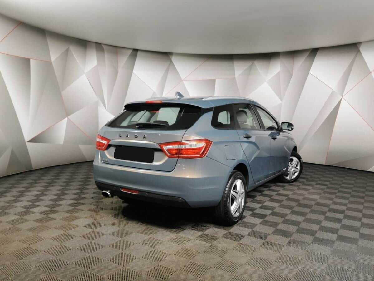 Lada (ВАЗ) Vesta 2021 года с пробегом. Фото: #1