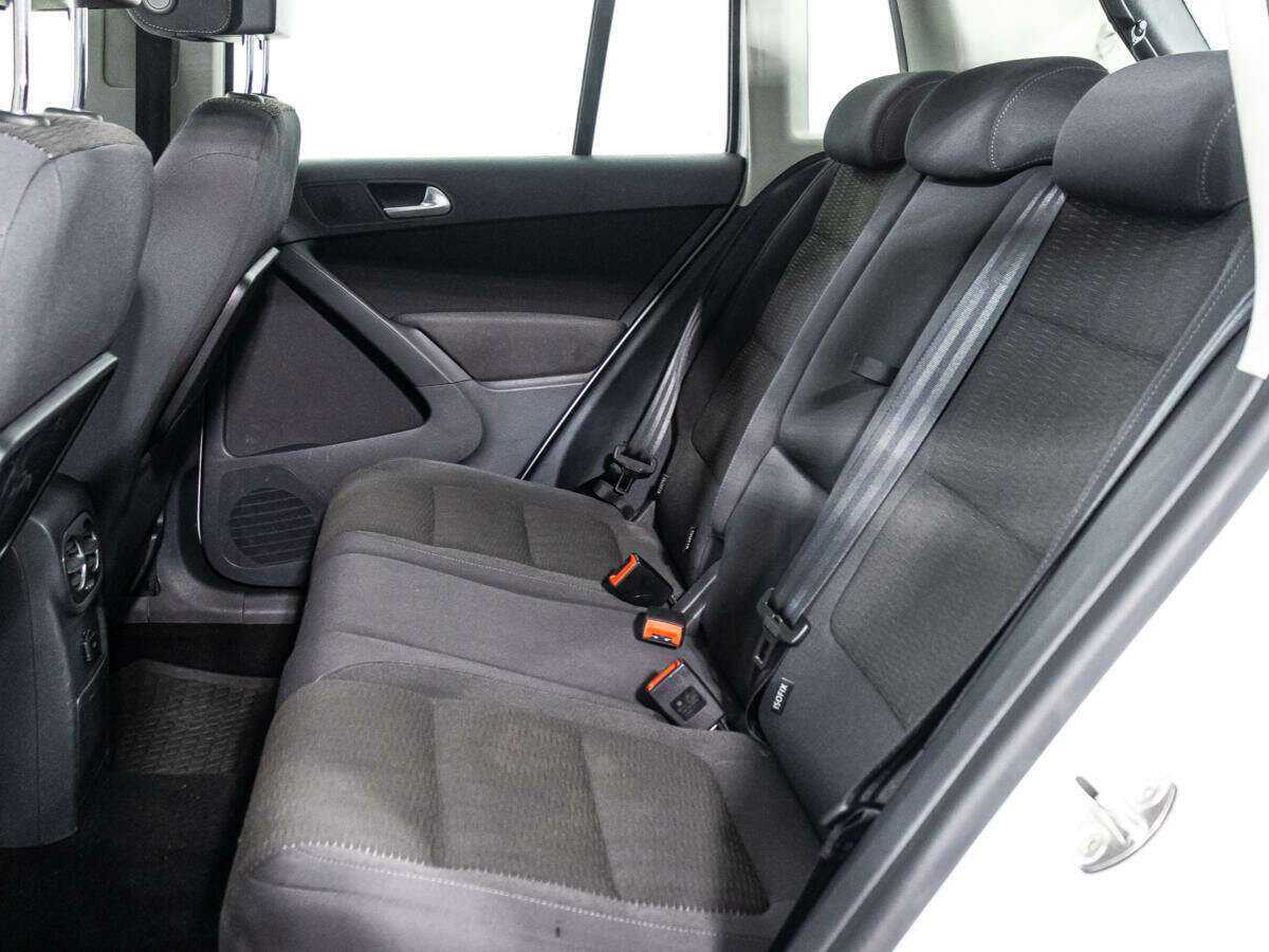 Volkswagen Tiguan 2015 года с пробегом. Фото: #9