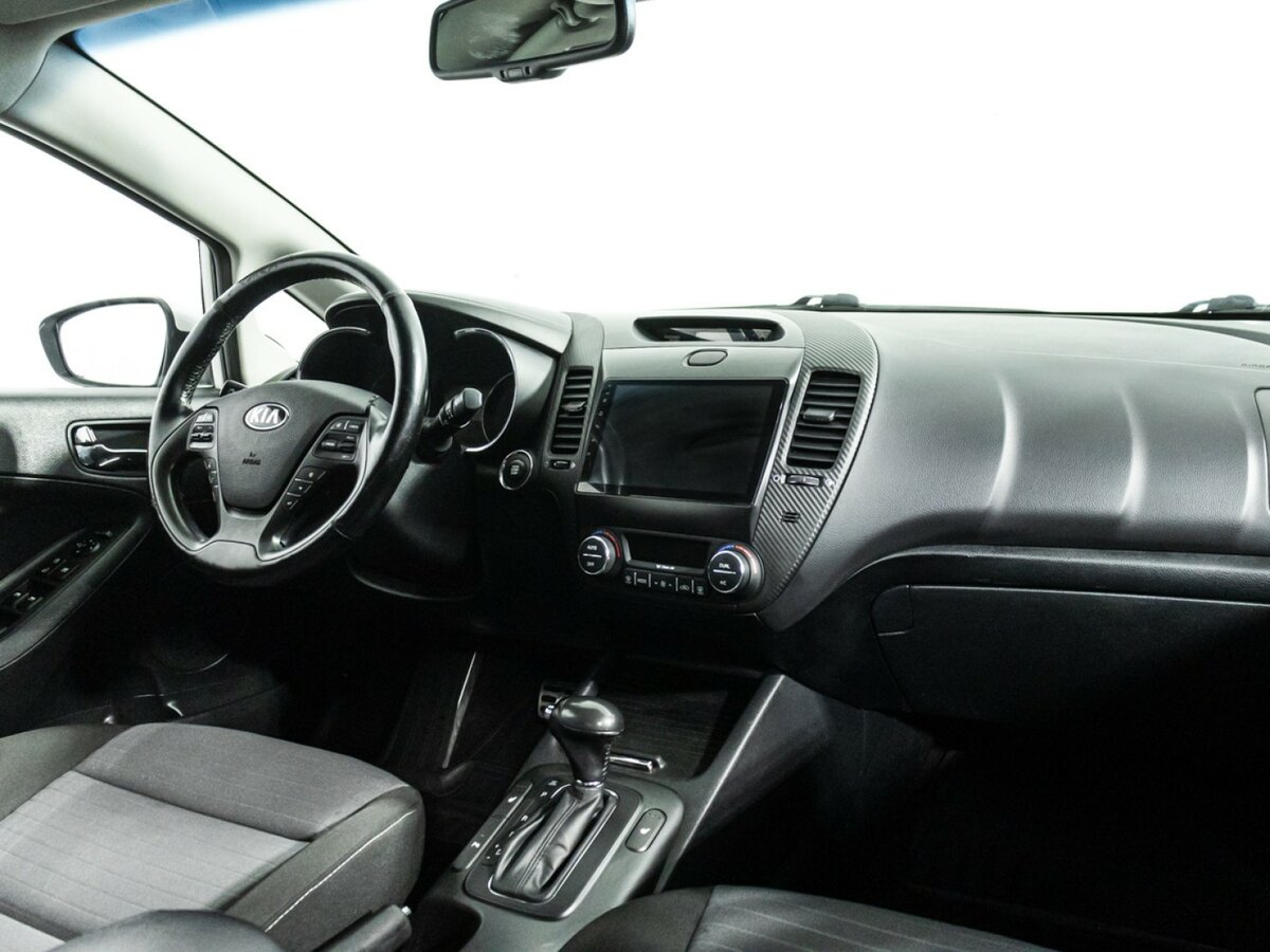 Kia Cerato 2015 года с пробегом. Фото: #8