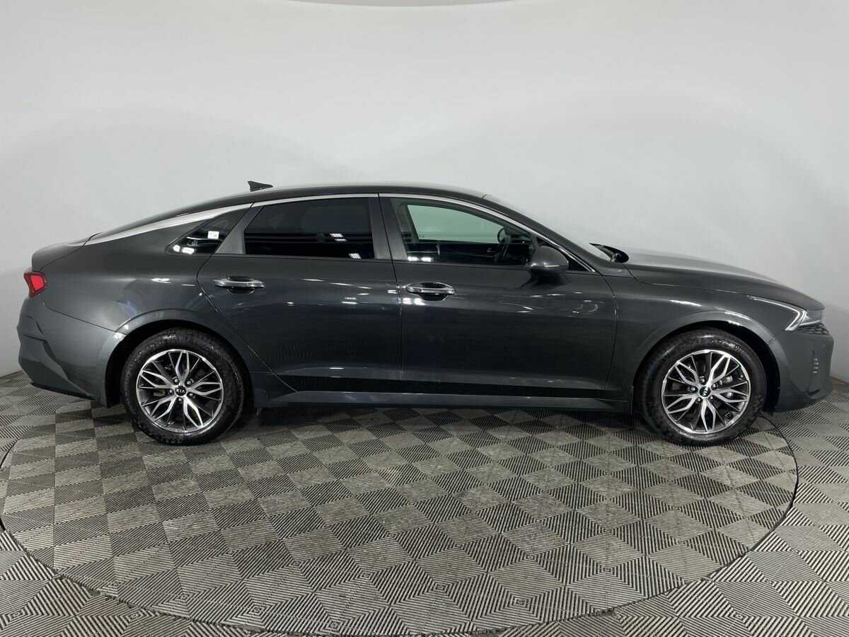 Kia K5 2021 года с пробегом. Фото: #3