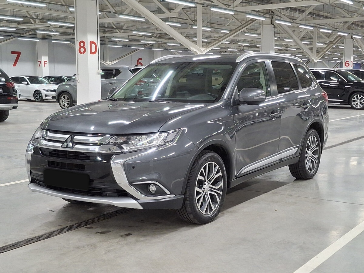 Mitsubishi Outlander 2016 года с пробегом. Посмотреть фото