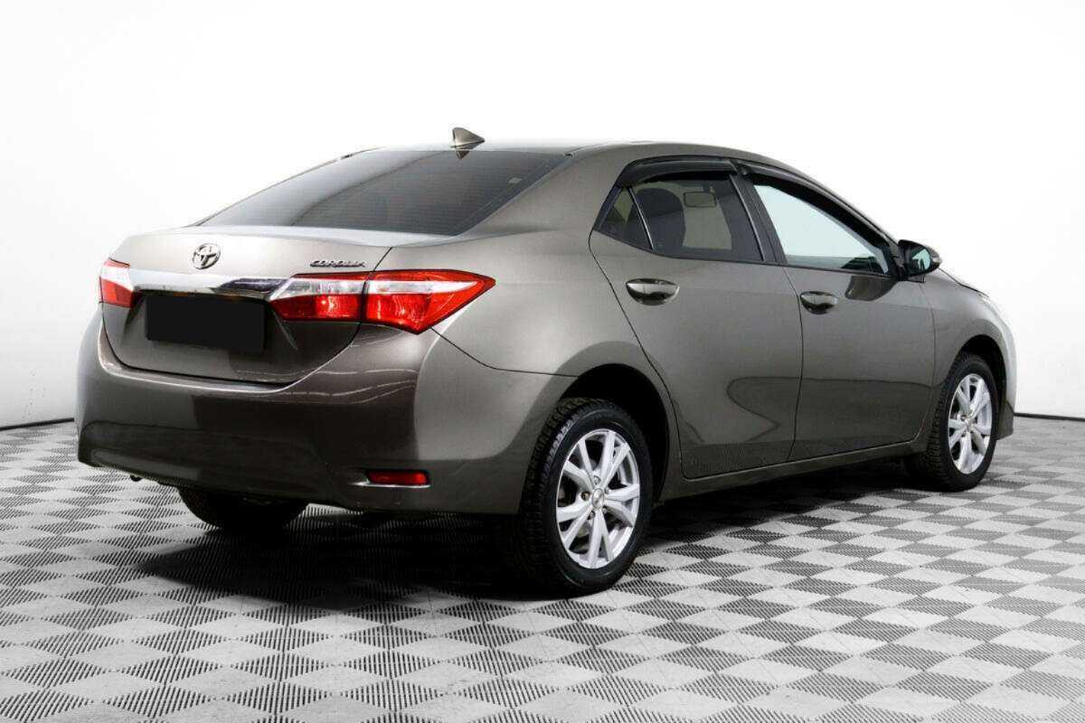 Toyota Corolla 2017 года с пробегом. Фото: #4