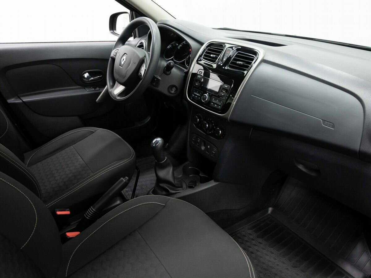 Renault Logan 2018 года с пробегом. Фото: #11