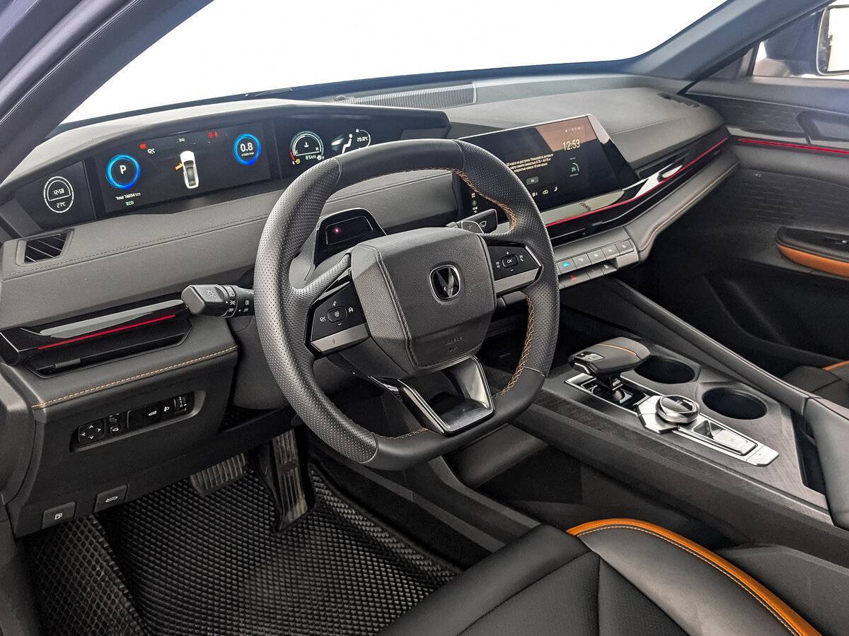 Changan UNI-V 2024 года с пробегом. Фото: #14