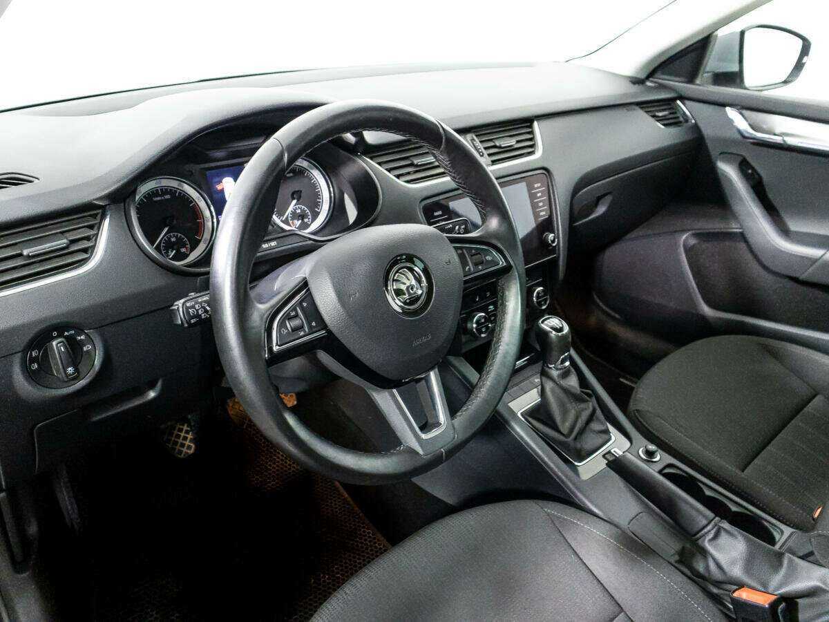 Skoda Octavia 2018 года с пробегом. Фото: #10