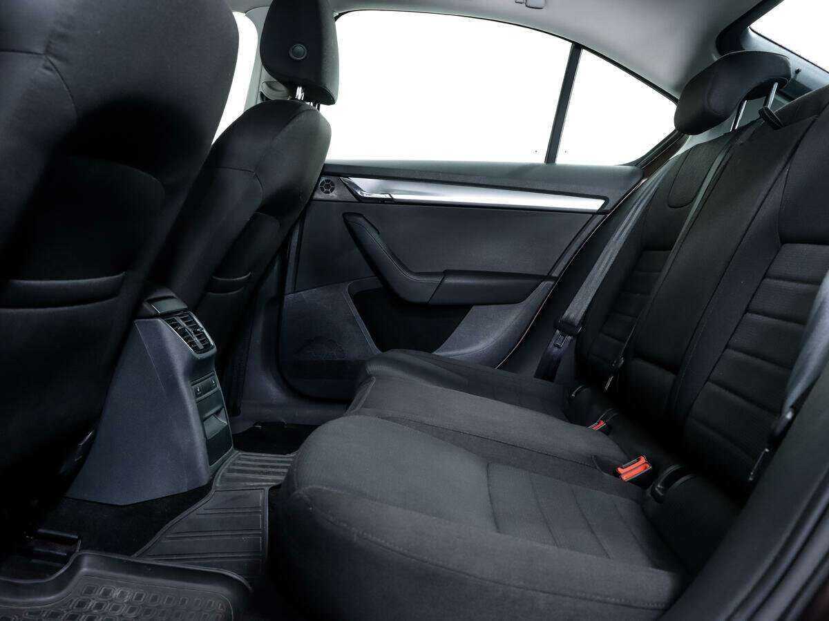 Skoda Octavia 2013 года с пробегом. Фото: #10