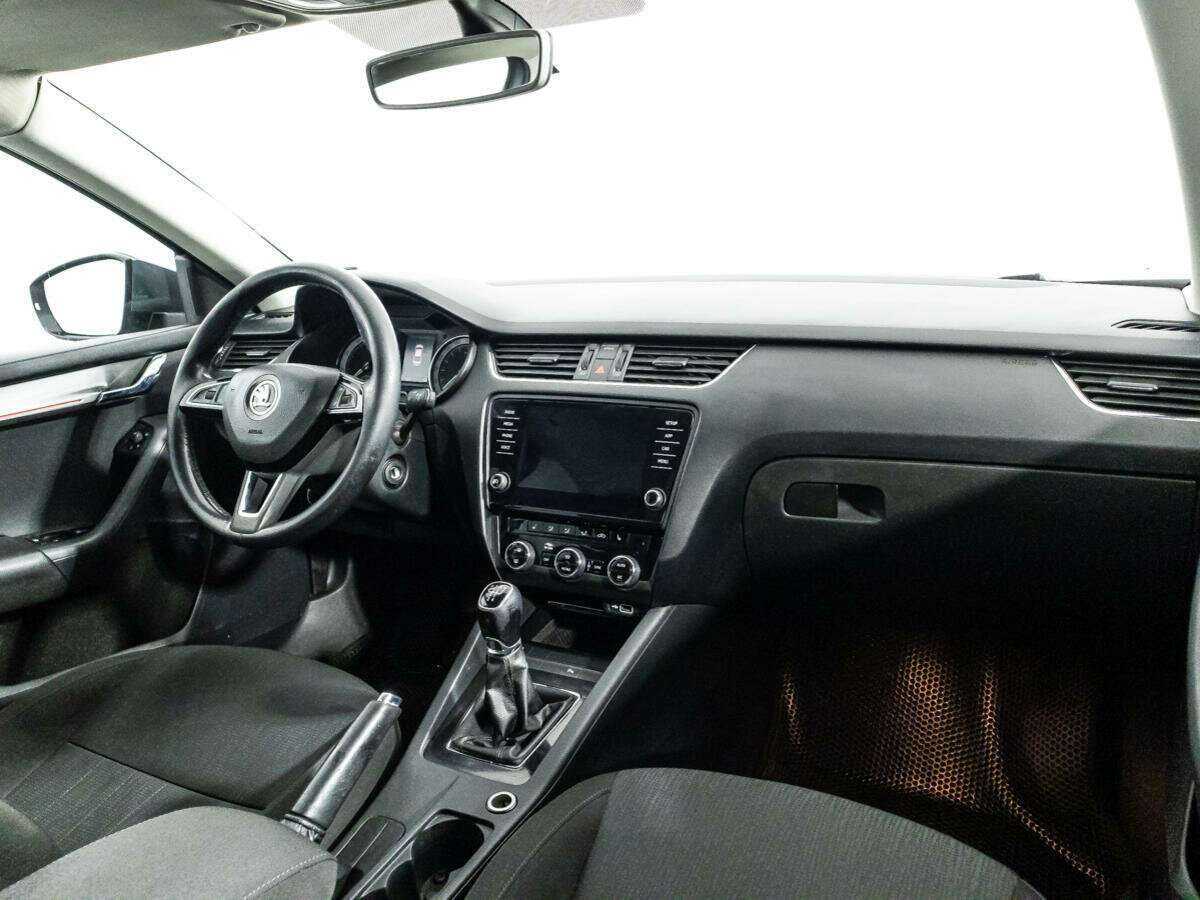 Skoda Octavia 2018 года с пробегом. Фото: #8