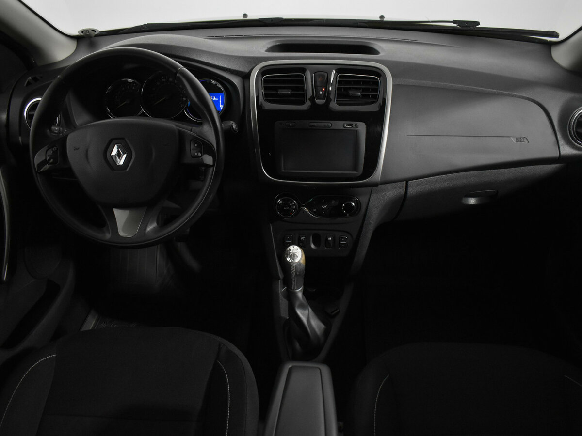 Renault Sandero 2016 года с пробегом. Фото: #9