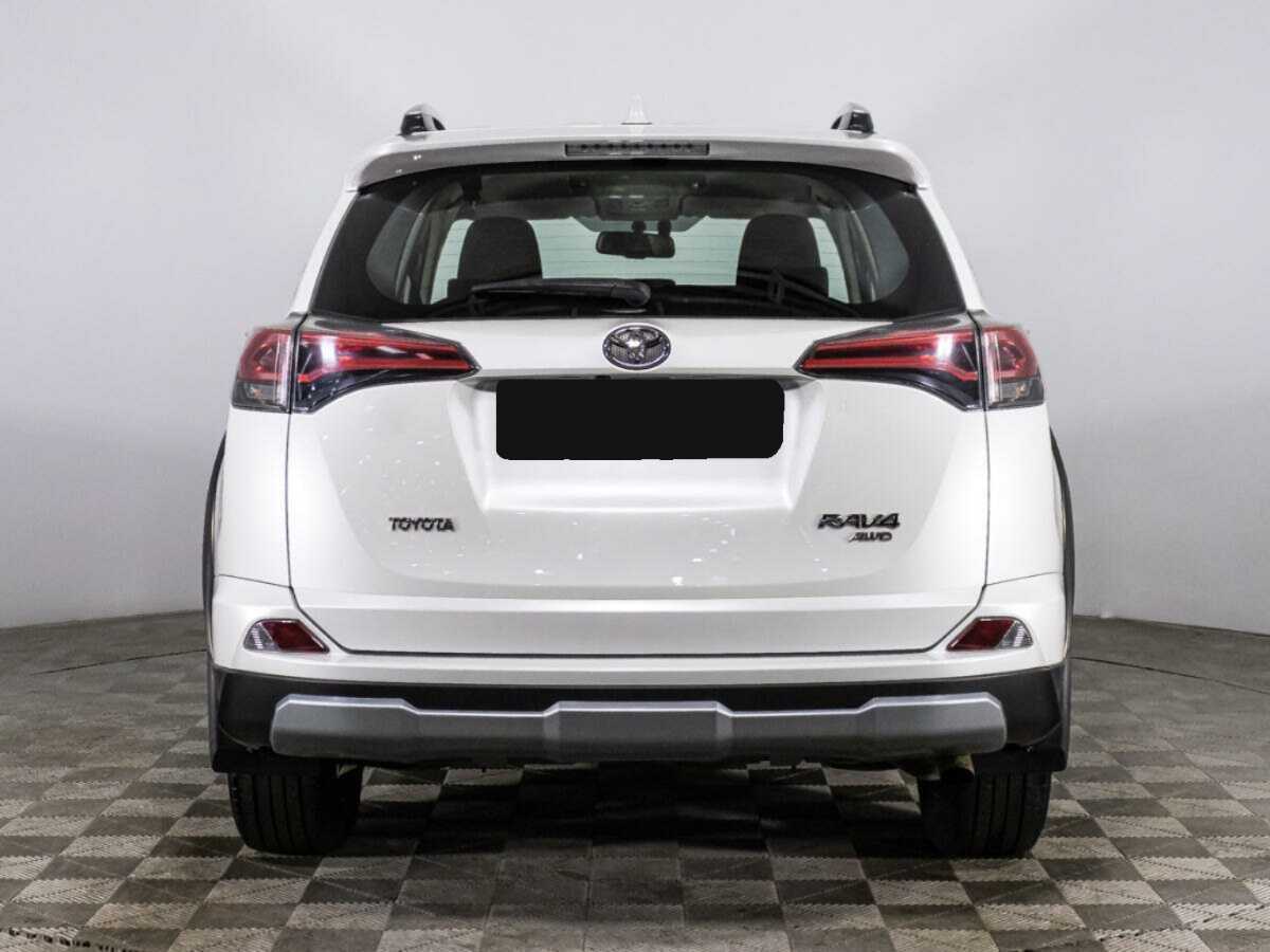 Toyota RAV4 2018 года с пробегом. Фото: #5