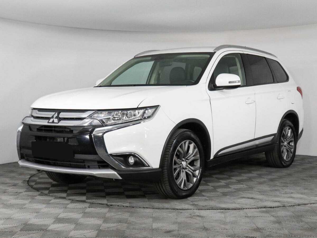 Mitsubishi Outlander 2015 года с пробегом. Фото: #0