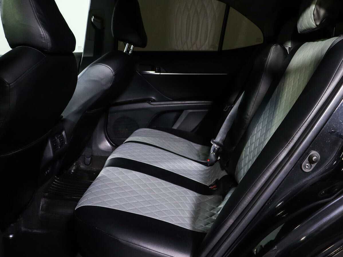 Toyota Camry 2021 года с пробегом. Фото: #7