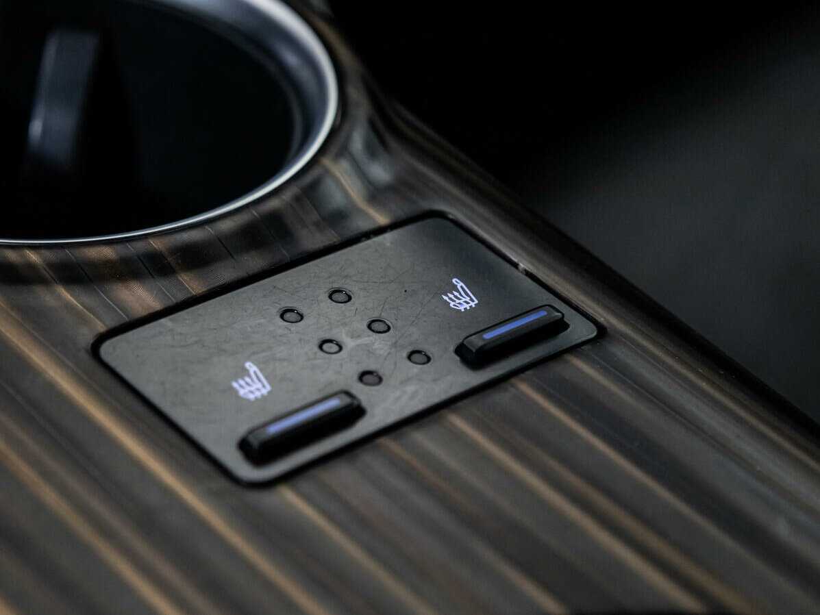 Toyota Camry 2018 года с пробегом. Фото: #15