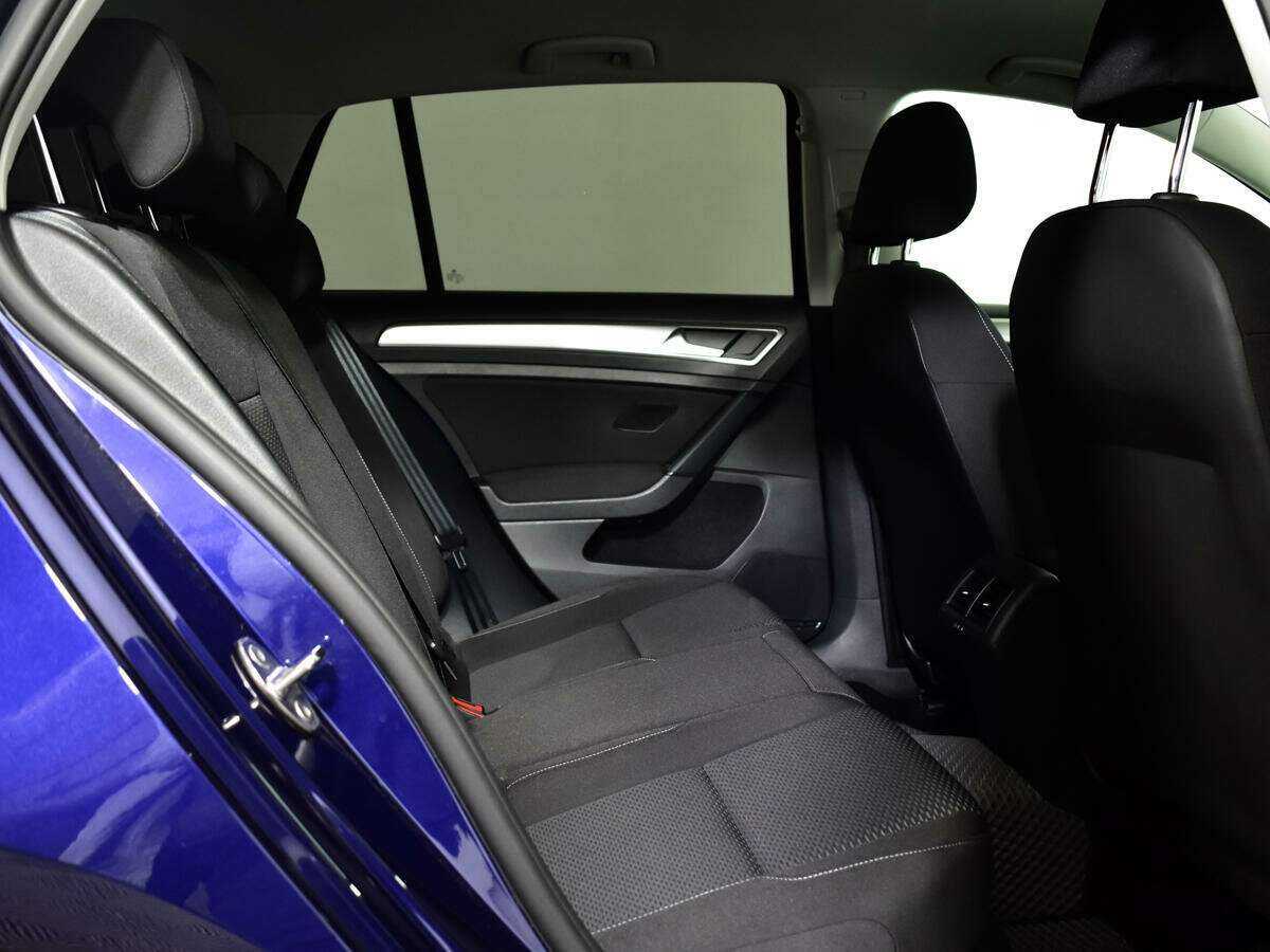Volkswagen Golf 2018 года с пробегом. Фото: #7