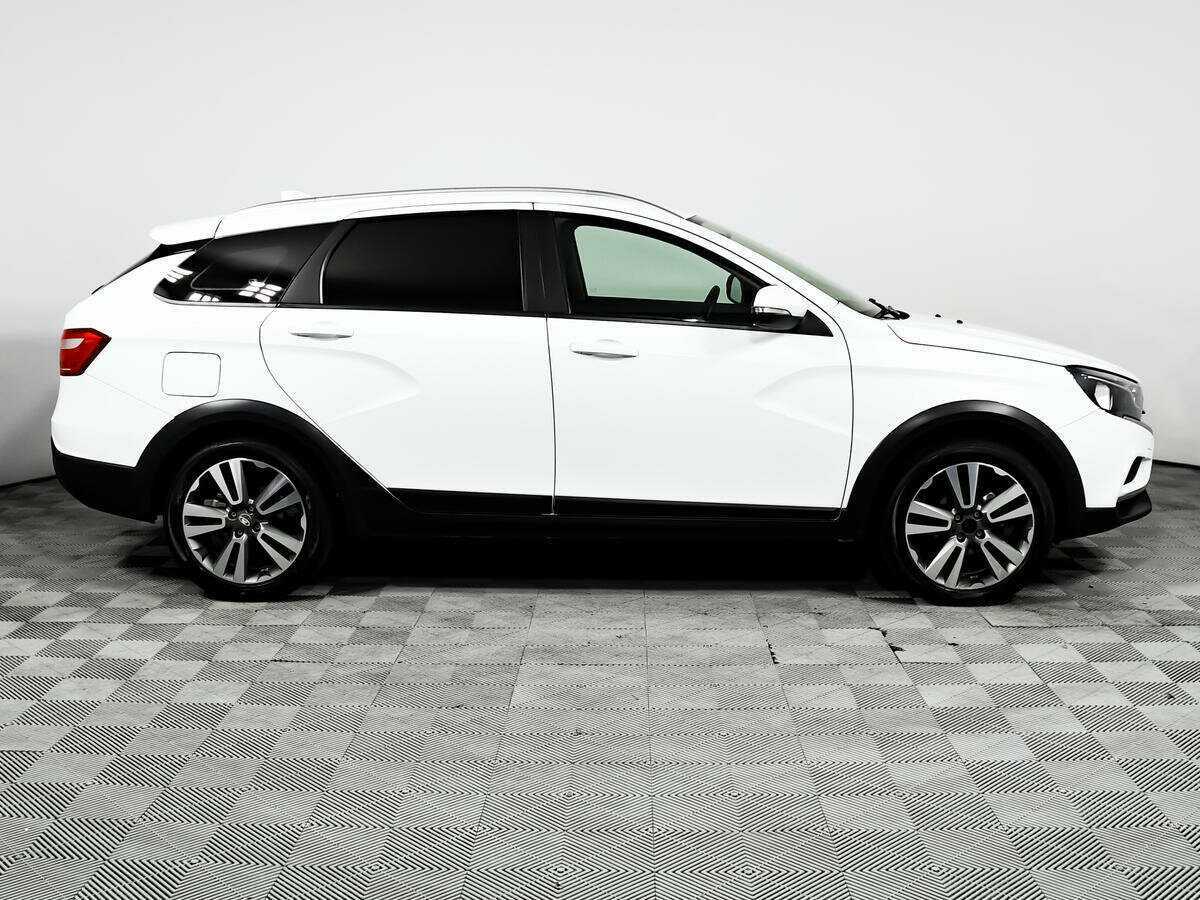 Lada (ВАЗ) Vesta 2021 года с пробегом. Фото: #3