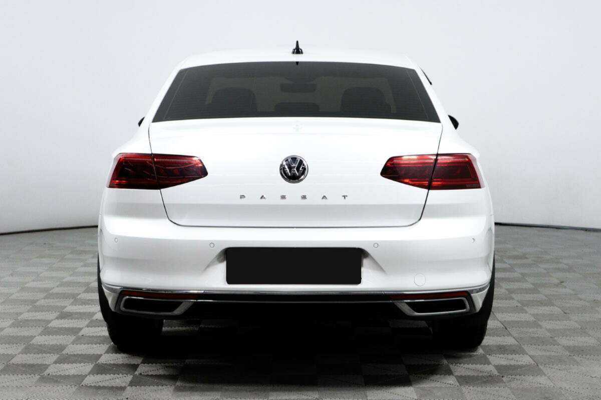 Volkswagen Passat 2020 года с пробегом. Фото: #5