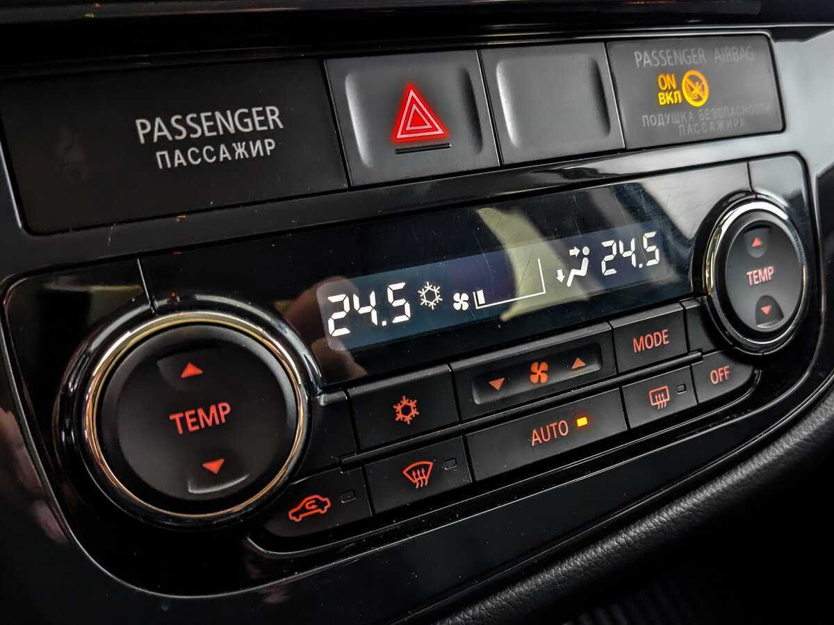 Mitsubishi Outlander 2014 года с пробегом. Фото: #21