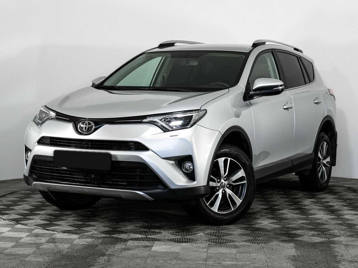 Toyota RAV4 2017 года с пробегом. Посмотреть фото