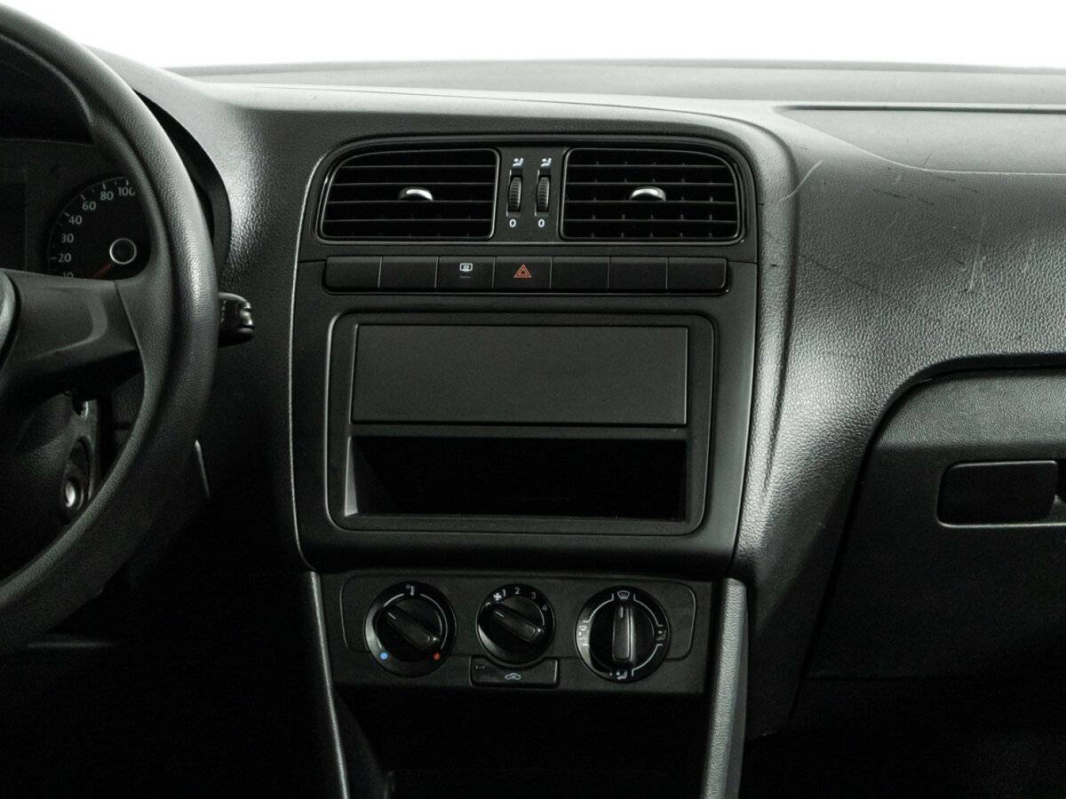 Volkswagen Polo 2016 года с пробегом. Фото: #13