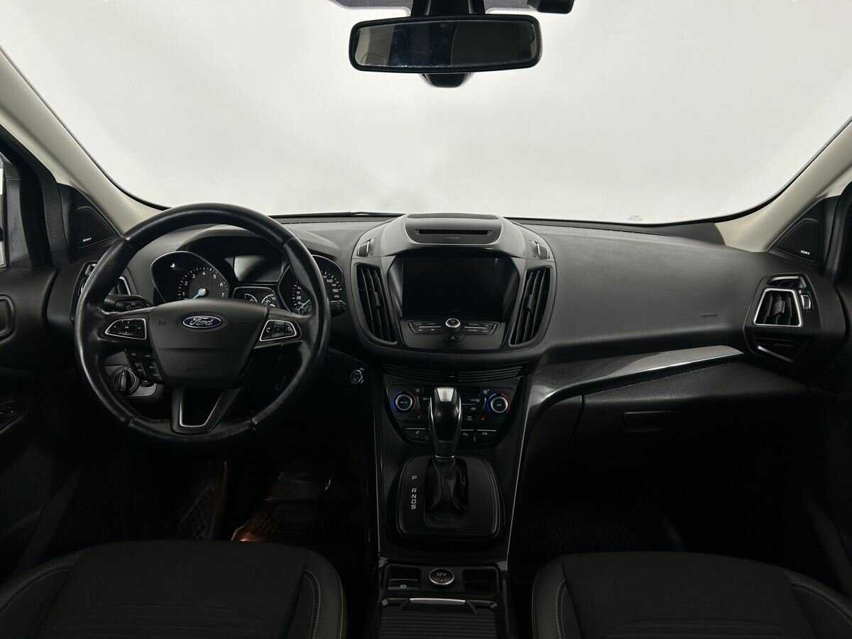 Ford Kuga 2018 года с пробегом. Фото: #4