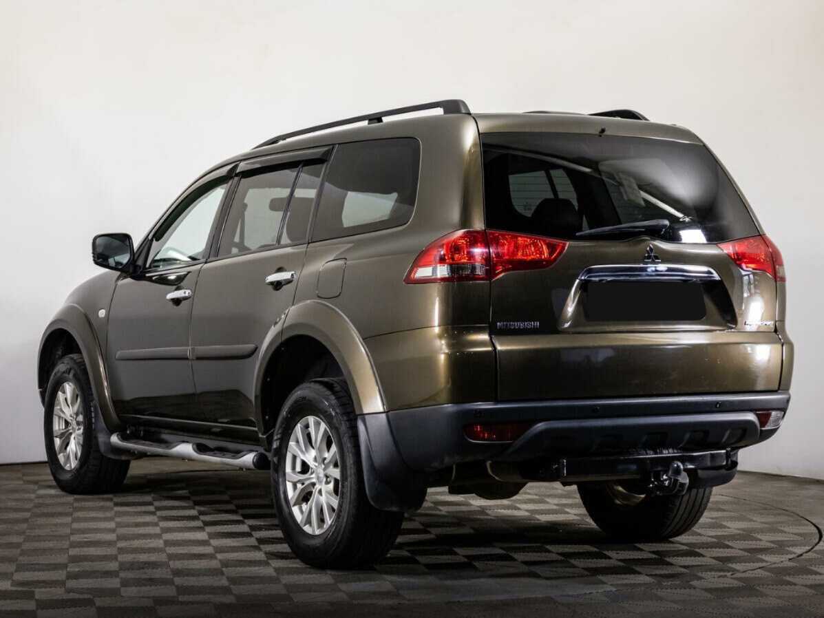 Mitsubishi Pajero Sport 2015 года с пробегом. Фото: #6