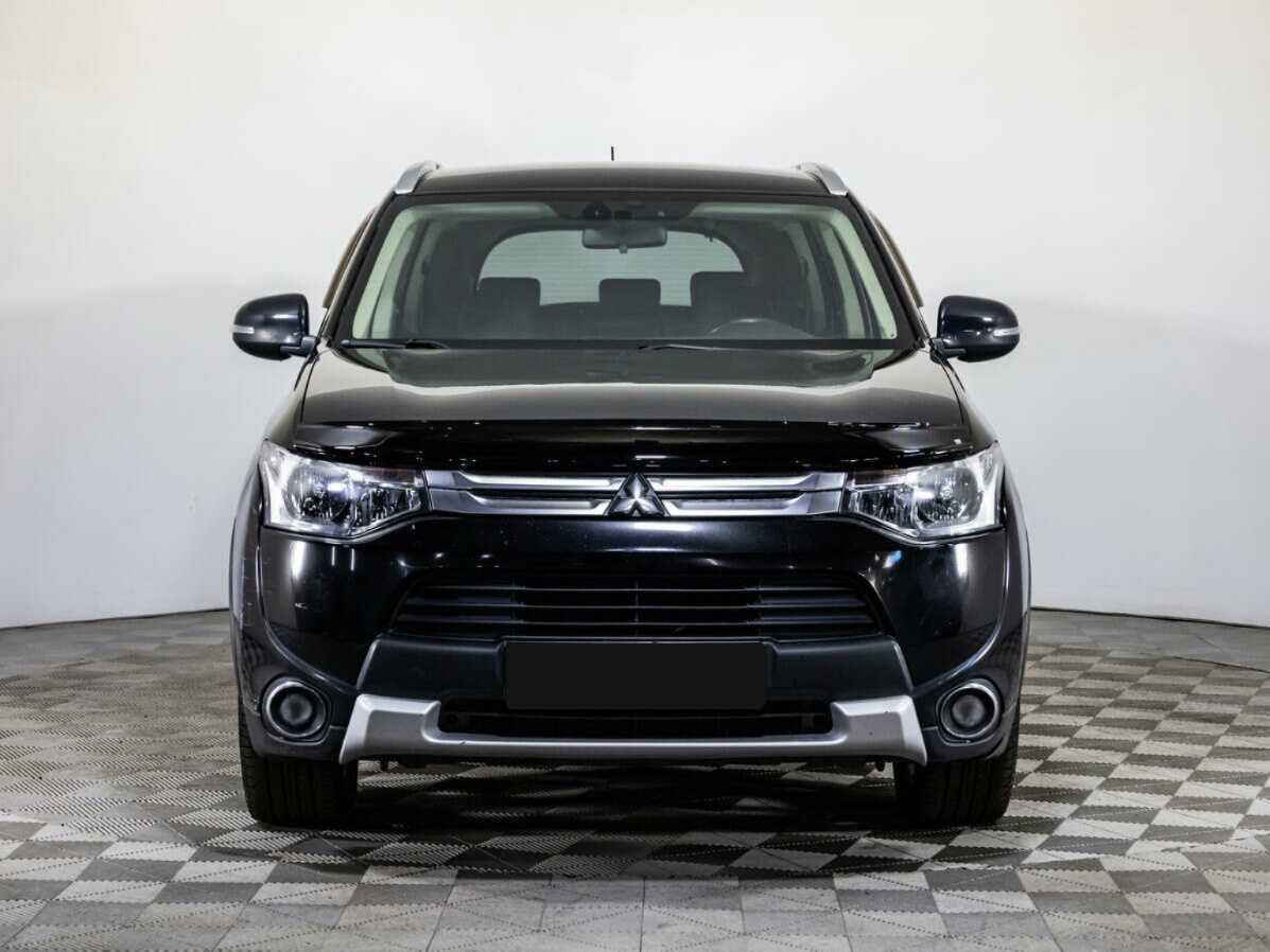 Mitsubishi Outlander 2014 года с пробегом. Фото: #1