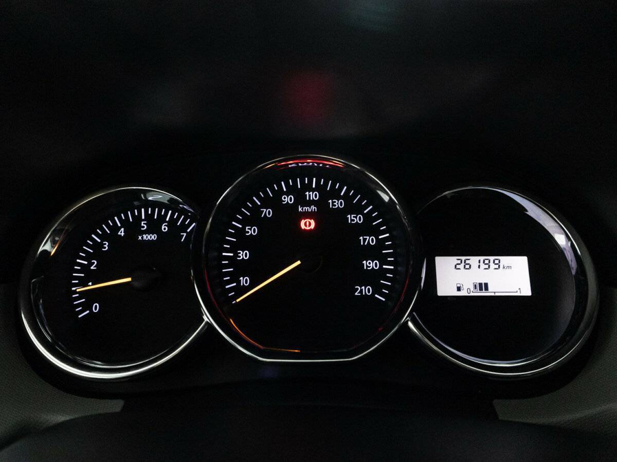 Renault Duster 2016 года с пробегом. Фото: #11