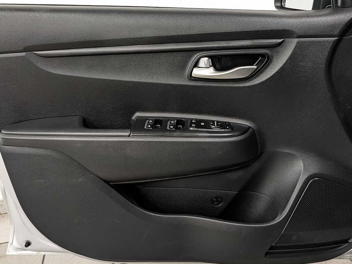 Kia Rio 2020 года с пробегом. Фото: #18