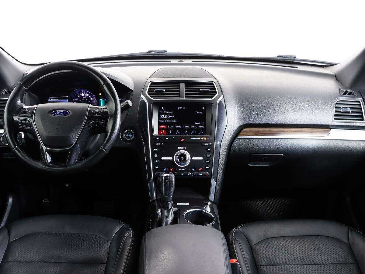 Ford Explorer 2018 года с пробегом. Фото: #6