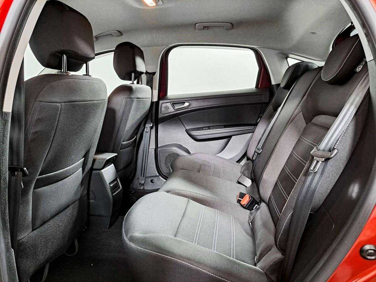 Renault Arkana 2021 года с пробегом. Фото: #9