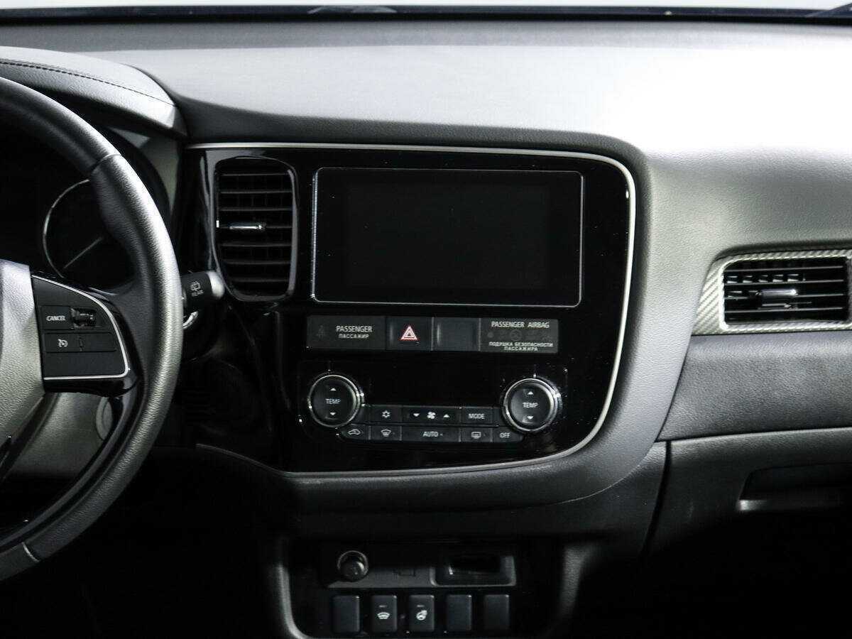 Mitsubishi Outlander 2018 года с пробегом. Фото: #10