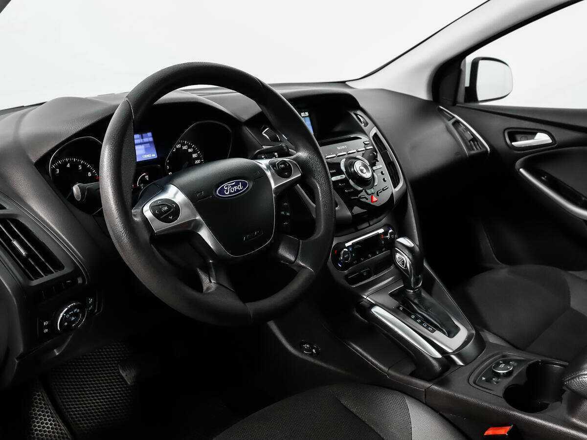 Ford Focus 2012 года с пробегом. Фото: #8