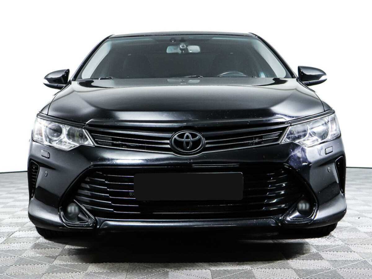 Toyota Camry 2015 года с пробегом. Посмотреть фото