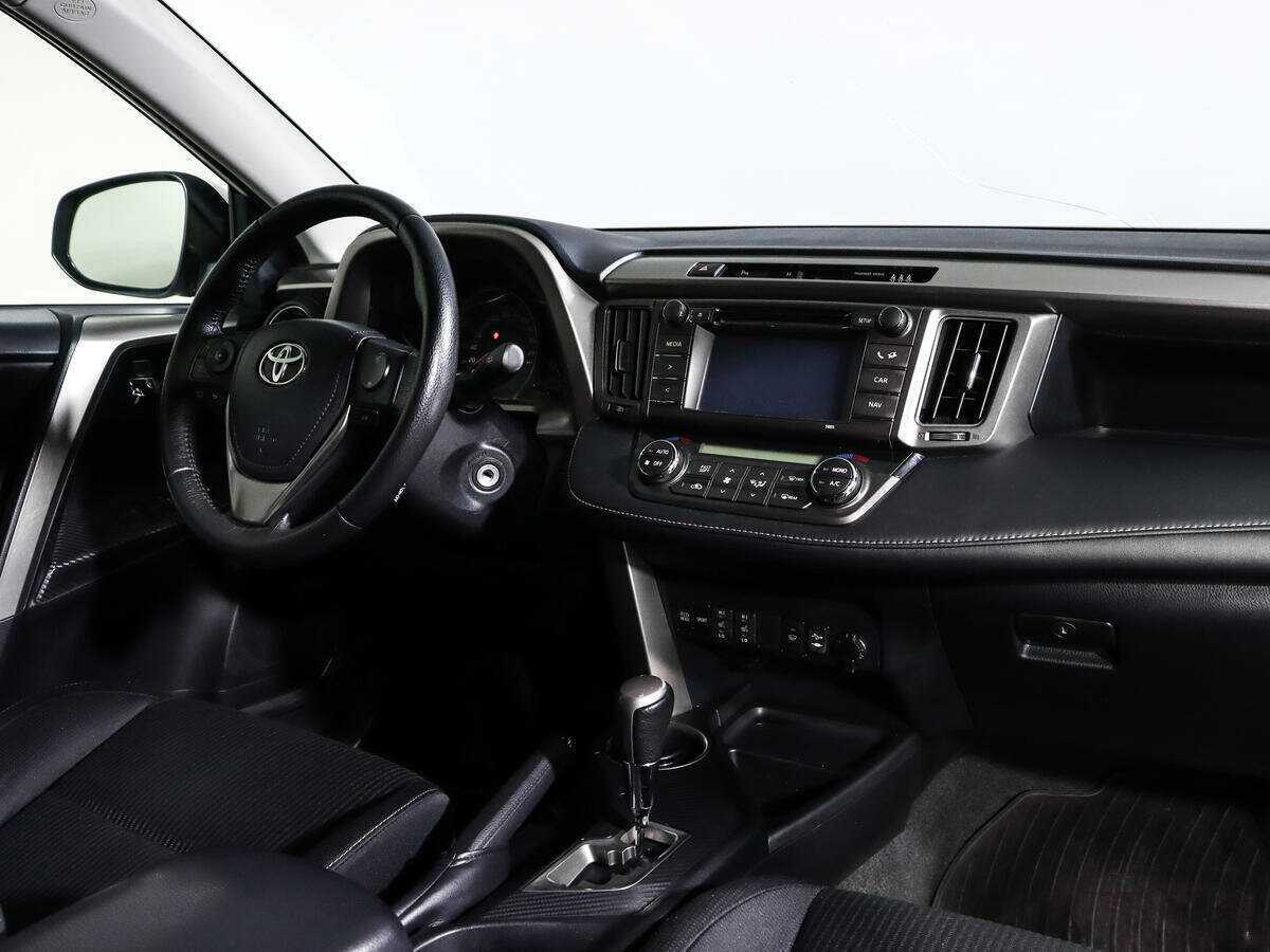 Toyota RAV4 2014 года с пробегом. Фото: #8