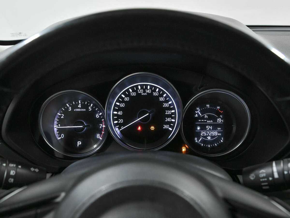 Mazda CX-5 2017 года с пробегом. Фото: #4